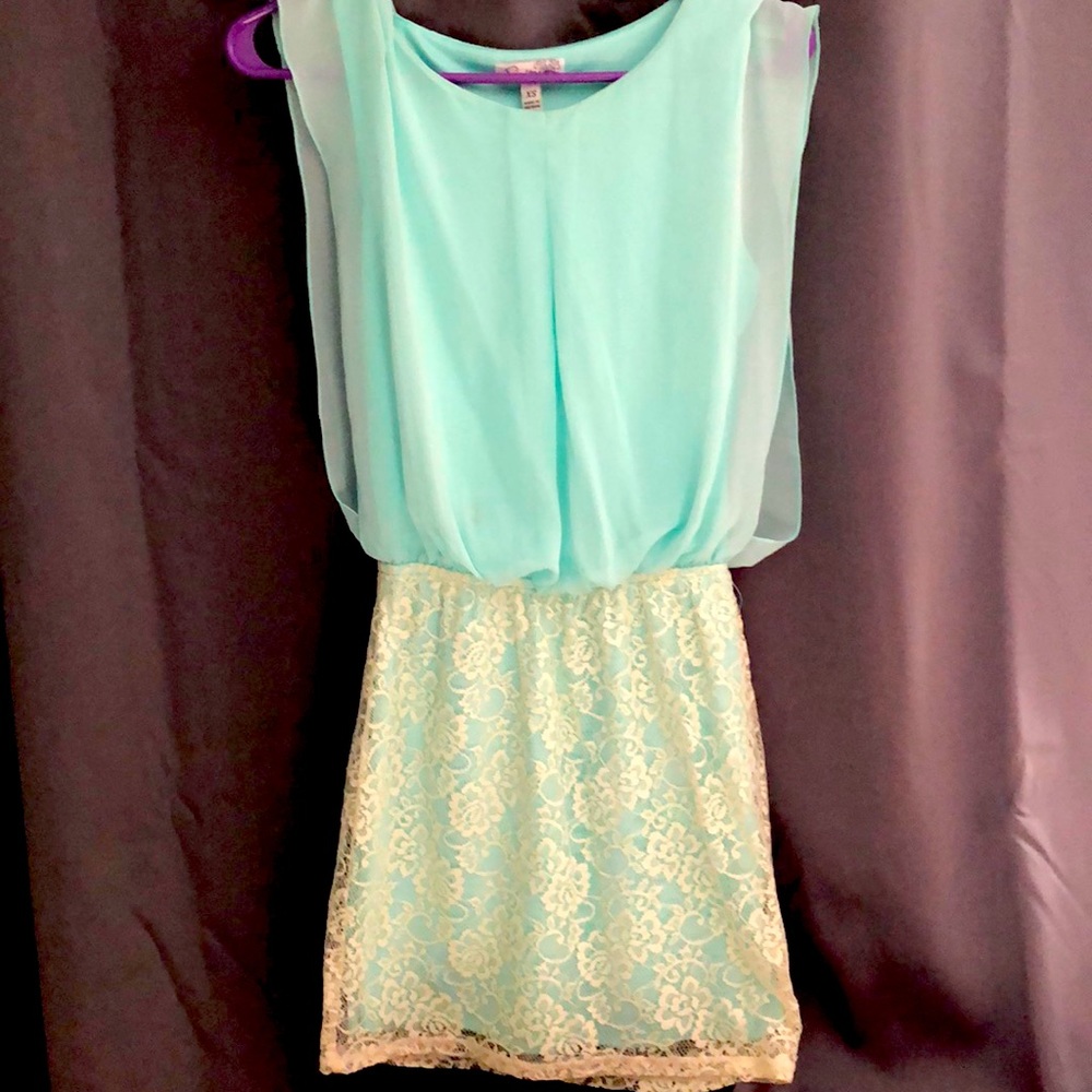 Mint/ ivory mini fitted dress